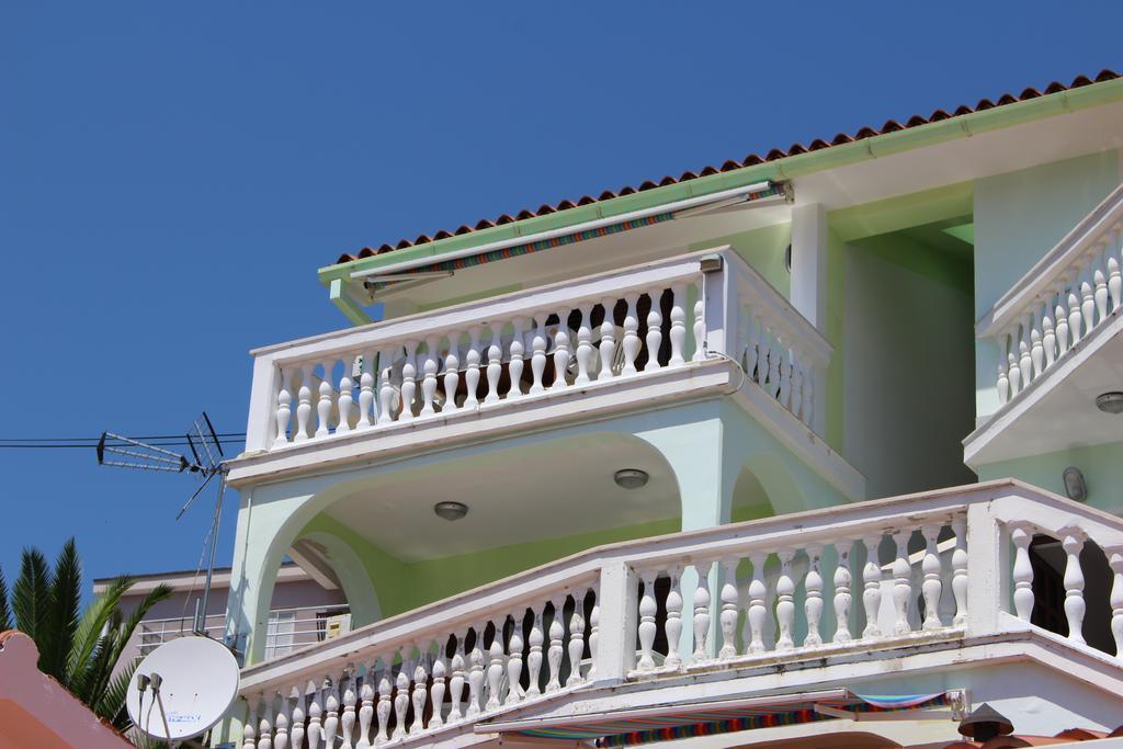 Egidio Gigi Bellich Holiday Apartments Family Houses Рабац Екстериор снимка